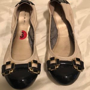 Tahari Gloria leather flat